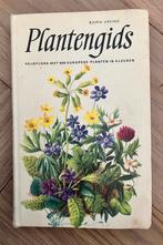Plantengids Veldflora eerste druk 1966 vintage!, Ophalen of Verzenden, Gelezen, Bloemen, Planten en Bomen