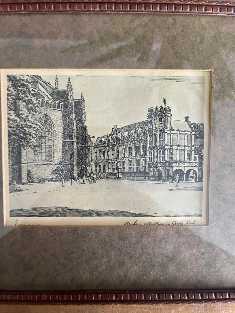 Twee ingelijste etsen: Arnhem en Amsterdam, Ets, Stadsgezicht, Ophalen of Verzenden, Gesigneerd