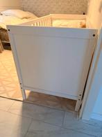 Babybedje in 3 standen verstelbaar met matras, Ophalen, Zo goed als nieuw, Ledikant