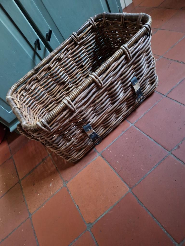 MAND, Ophalen of Verzenden, Rechthoekig, Riet, Mand