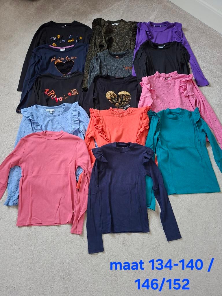Meisjes truien & longsleeves maat 134-140 en 140-146, Kinderen en Baby's, Kinderkleding | Maat 140, Ophalen of Verzenden, Gebruikt
