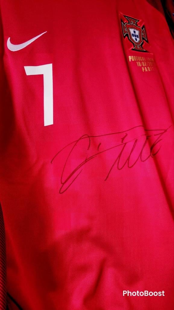 Cristiano_Ronaldo_Cr7_Trikot_Autogramme_Dekoration_Portugal, Ophalen of Verzenden, Zo goed als nieuw