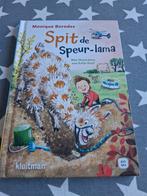 boek monique berndes - spit de speur-lama - avi M4, Ophalen of Verzenden, Gelezen, Fictie algemeen