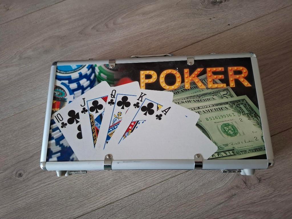 Pokerset, Hobby en Vrije tijd, Vijf spelers of meer, Ophalen, Nieuw, Onbekend
