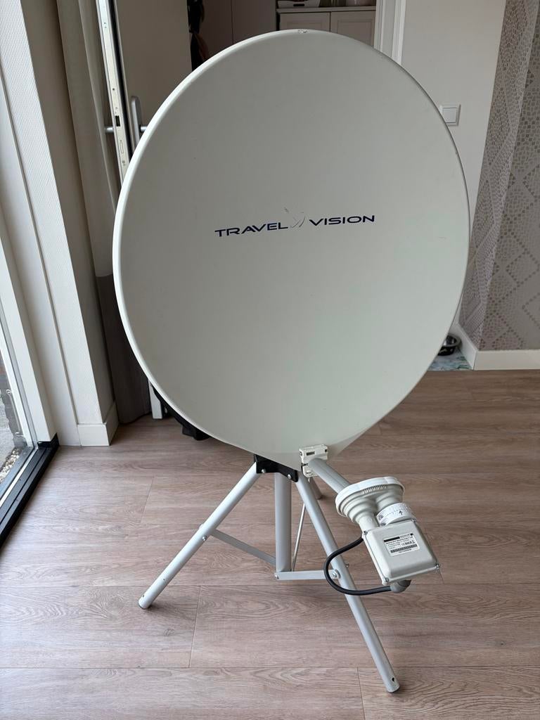 Travel Vision R6 Duo LNB 65cm schotelantenne, Ophalen, Zo goed als nieuw, (Schotel)antenne, Overige merken
