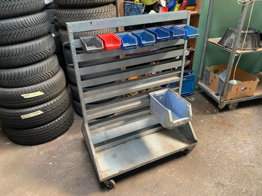 Bakjes kar, op zwenkwielen, 100 liter of meer, Ophalen, Gebruikt, Transportkar