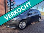 Ford Focus Wagon 1.0 Titanium Edition, Auto's, Ford, Gebruikt, Zwart, Origineel Nederlands, Handgeschakeld