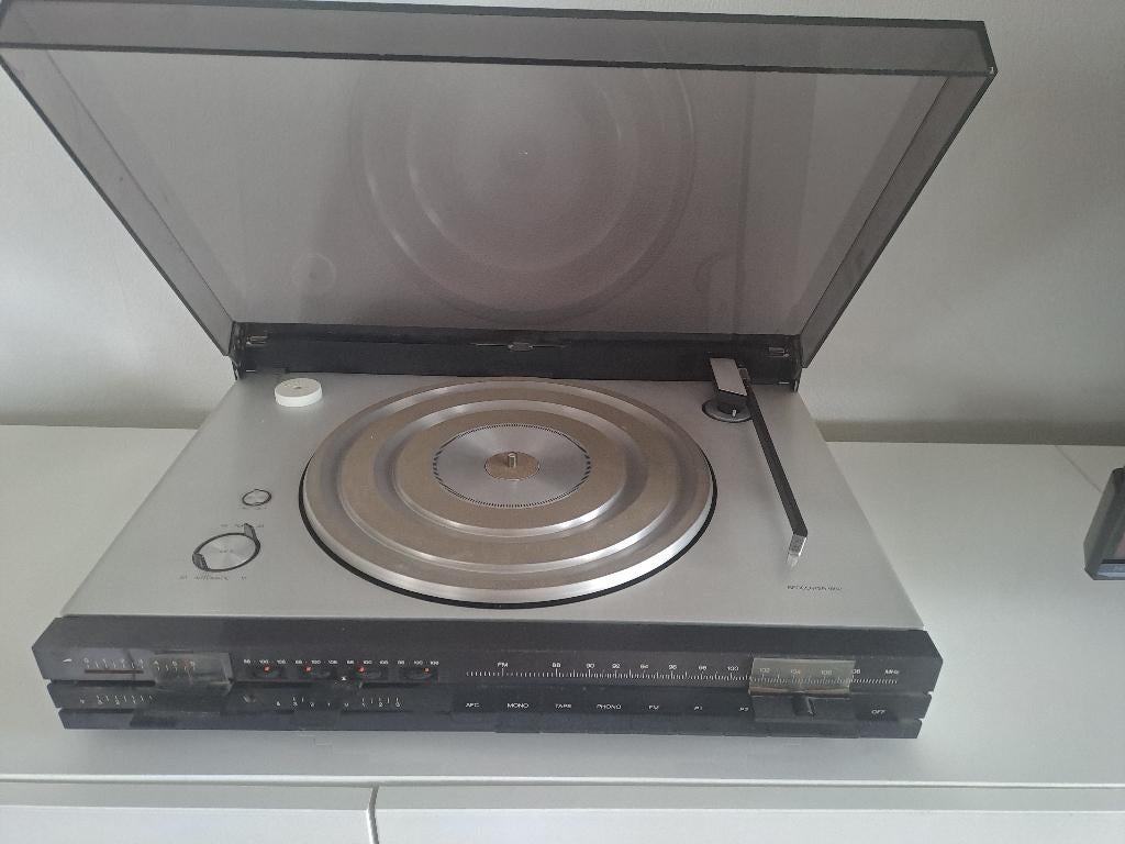 B & O platenspeler tuner + boxen  [lees advertentie], Automatisch, Zo goed als nieuw, Platenspeler, Ophalen