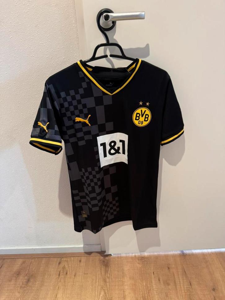 Jude Bellingham shirt. Met kaartjes en labels., Sport en Fitness, Voetbal, Nieuw, Shirt, Maat S, Ophalen of Verzenden