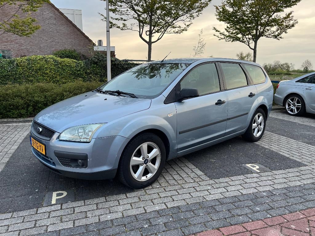 Ford Focus 1.4 Wagon 2006 Airco Cruise - Goed onderhouden, Auto's, Ford, Parkeersensor, 4 cilinders, Origineel Nederlands, Stationwagon