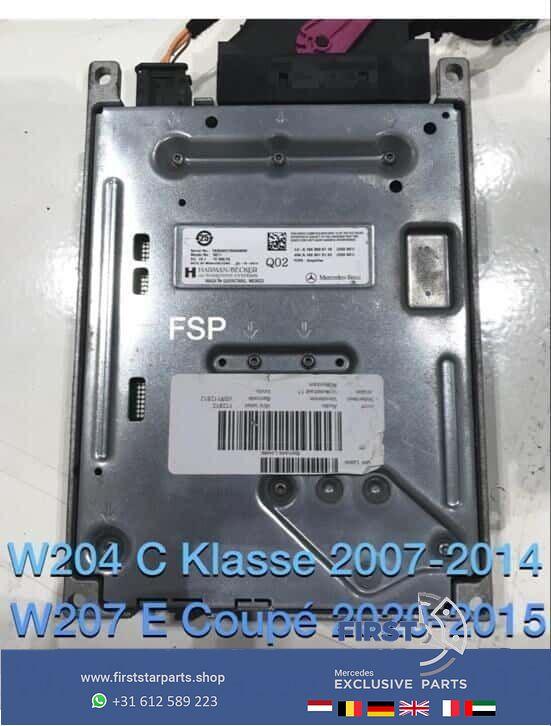 Harman Kardon versterker Mercedes C E Klasse W204 W207 W212, Auto diversen, Autoradio's, Ophalen of Verzenden, -, -, -