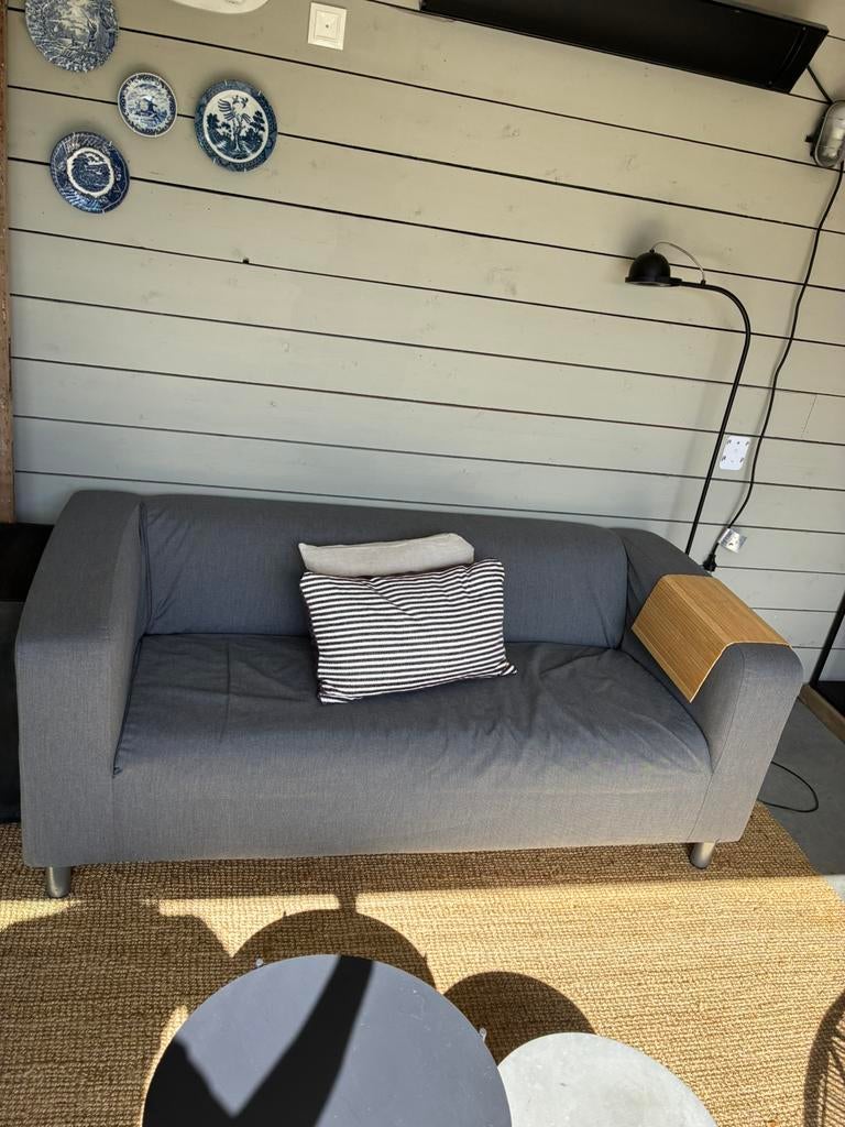 Ikea KLIPPAN  bank Grijs, Tuin en Terras, Ophalen, Zo goed als nieuw, Bank, 2 zitplaatsen