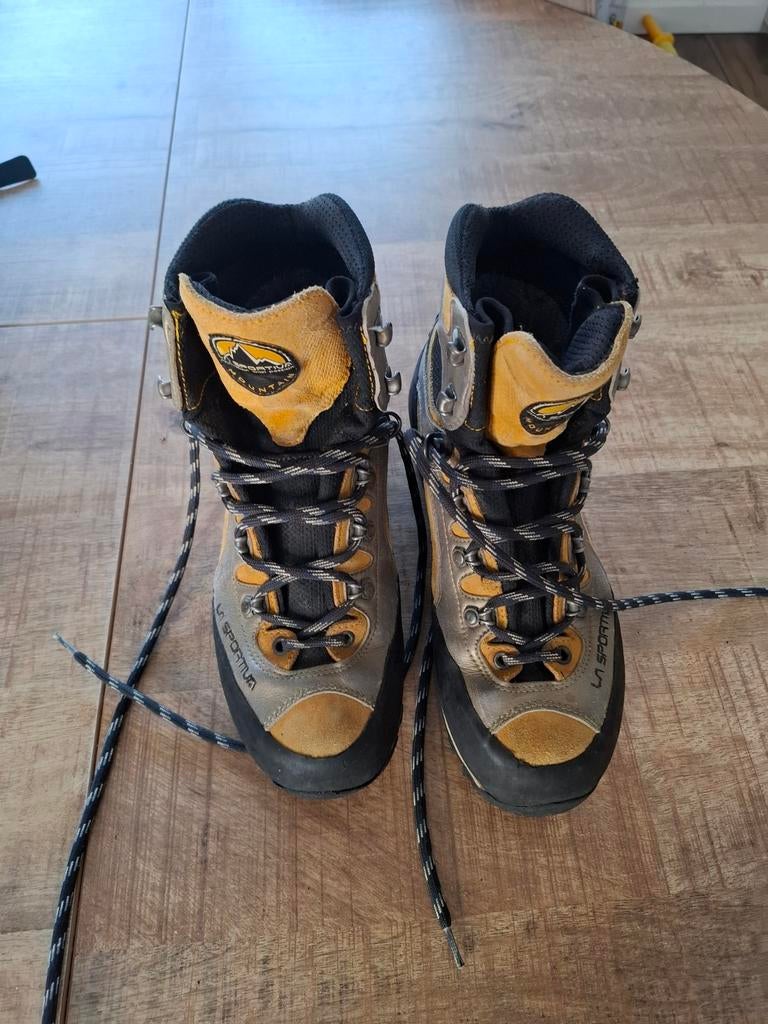 Bergschoenen maat 42 - La Sportiva, Ophalen of Verzenden, Gebruikt, Schoenen