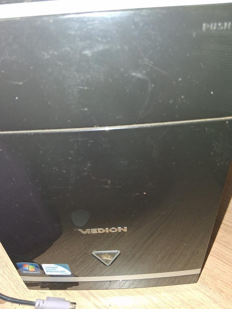 Medion Desktop PC - Te Koop Aangeboden, Ophalen of Verzenden, Gebruikt, Intel Pentium, Medion