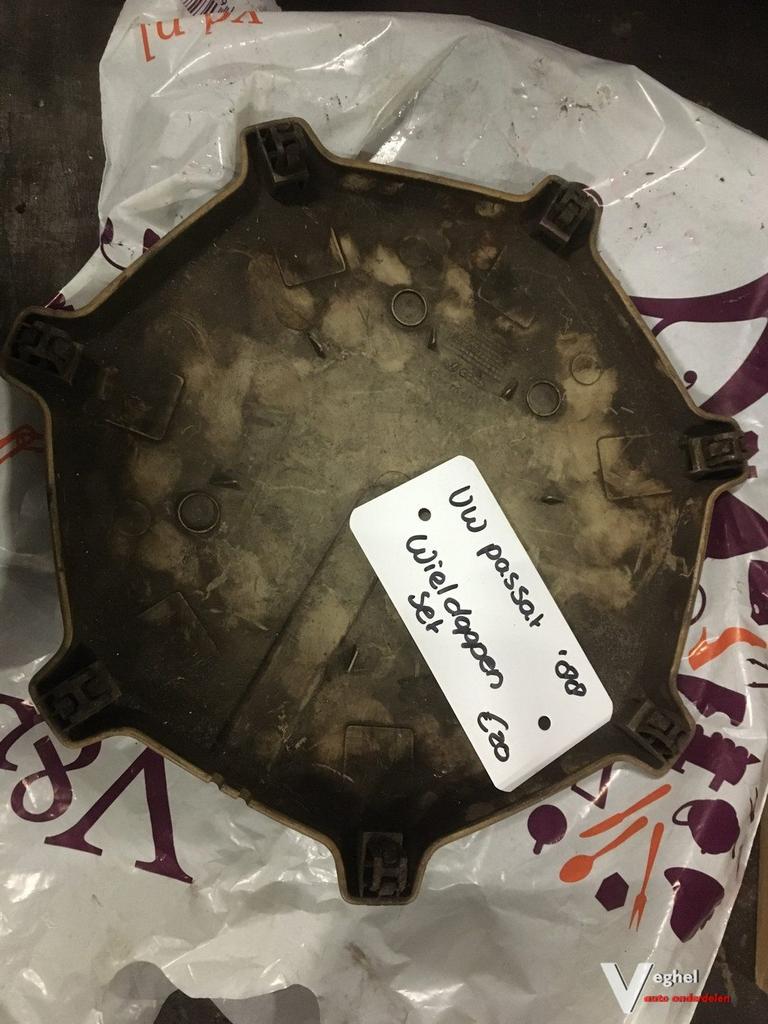 Vw Passat 1988 Wieldoppenset, Gebruikt, -, -, Ophalen of Verzenden