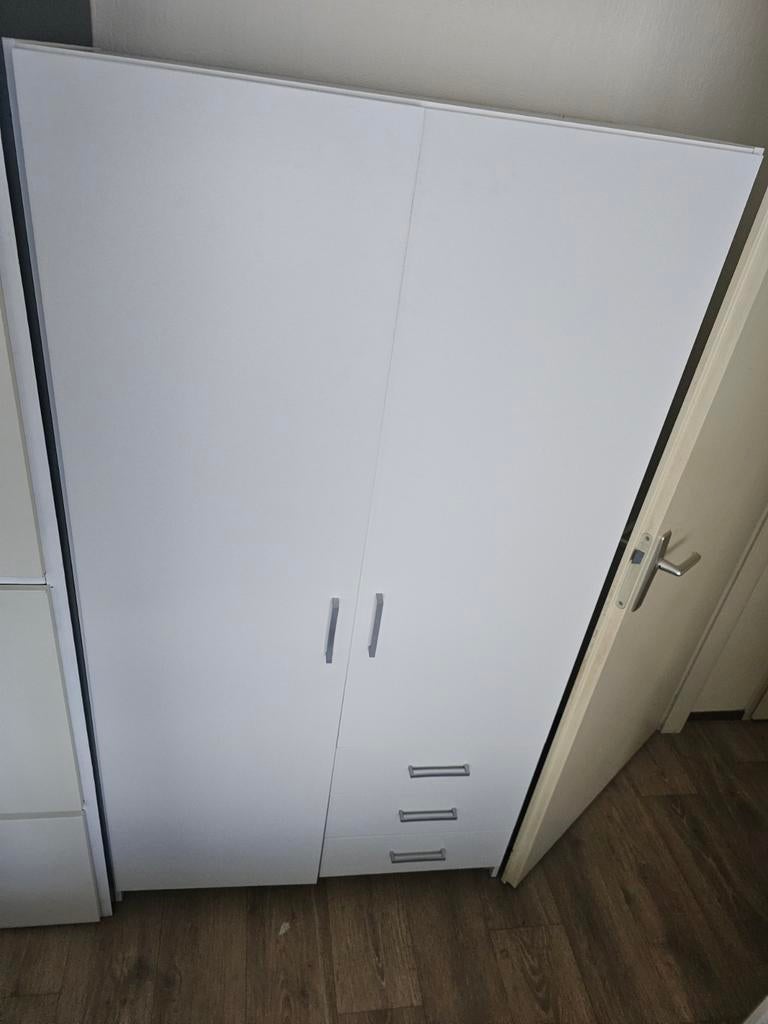 Kledingkast, Ophalen, Zo goed als nieuw, 50 tot 75 cm, 150 tot 200 cm