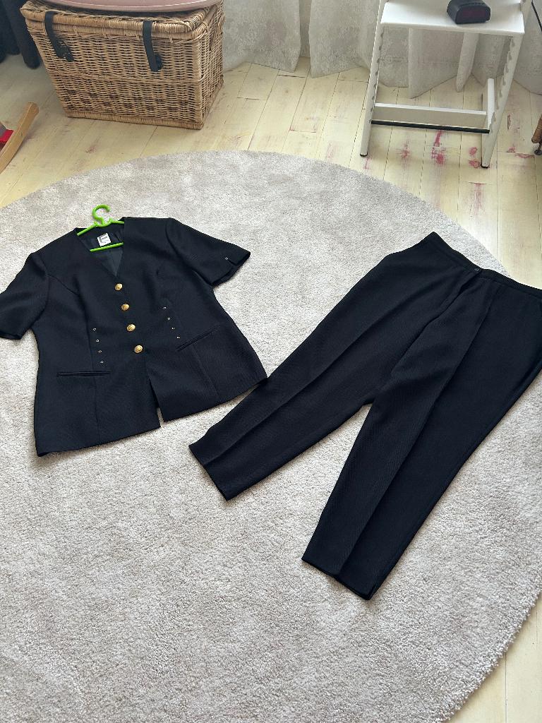 Dames kostuum Broekpak maat 44 - 46  XL van Frankenwalder, Kleding | Dames, Jasjes, Kostuums en Pakken, Kostuum of Pak, Zwart