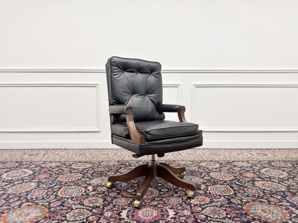 Klassiek Engels Chesterfield Bureaustoel, Ophalen