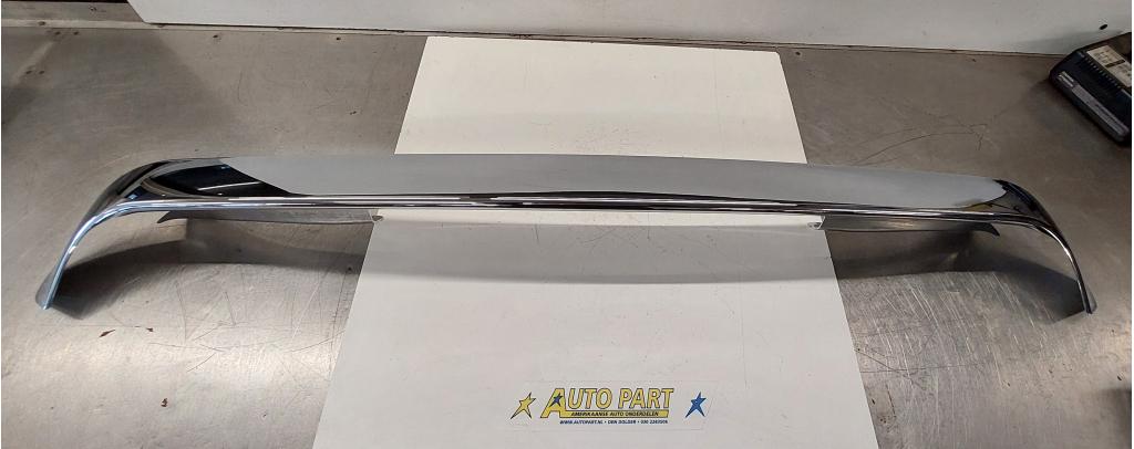 Dodge Ram 2500-3500 chroom bug shield 2010-2018, Gebruikt, PO Box 21-8004 | Auburn Hills, MI 48321-8004, Amerikaanse onderdelen