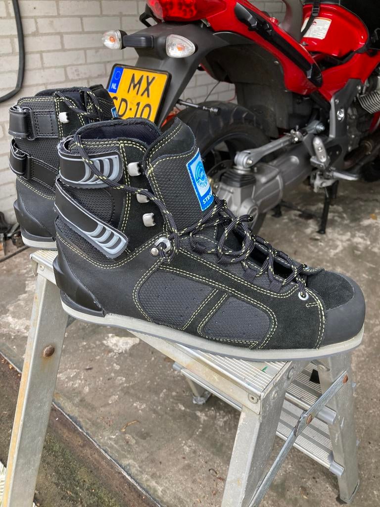 Meindl boogschiet schoenen.m 43, Sport en Fitness, Handboogschieten, Ophalen of Verzenden, Nieuw