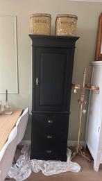 Brocante grenen kast, krijtverf zwart, Ophalen, Gebruikt