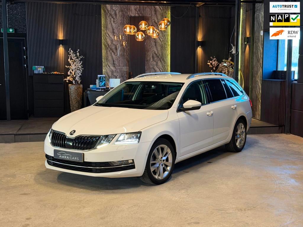 Skoda Octavia Combi 1.5 TSI Greentech Business Edition Plus, Euro 6, 4 cilinders, Wit, Origineel Nederlands