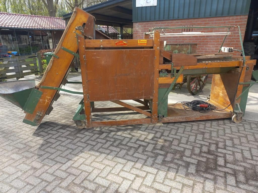 aardappelsorteermachine schouten trio, Ophalen, 20 m² of meer