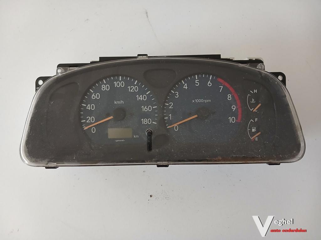 Suzuki Alto 5drs 1.0B 2600057 Km tellerklok '03