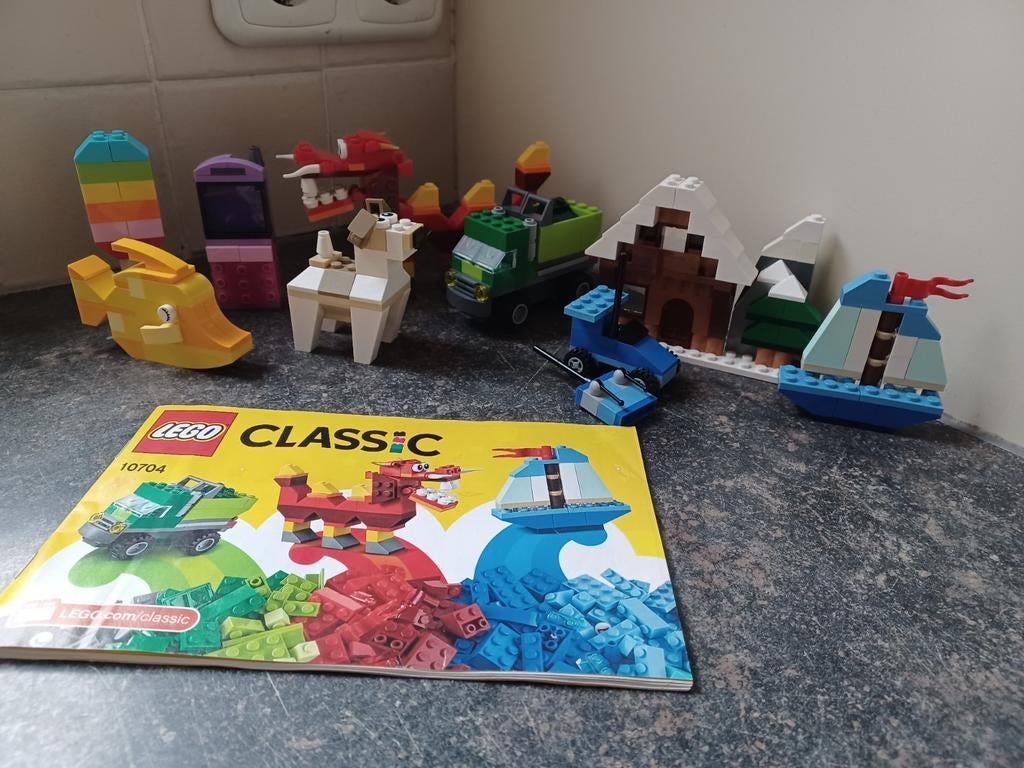 Lego classic 10704 creatieve doos, Overige thema's, Lego, Ophalen of Verzenden, Zo goed als nieuw