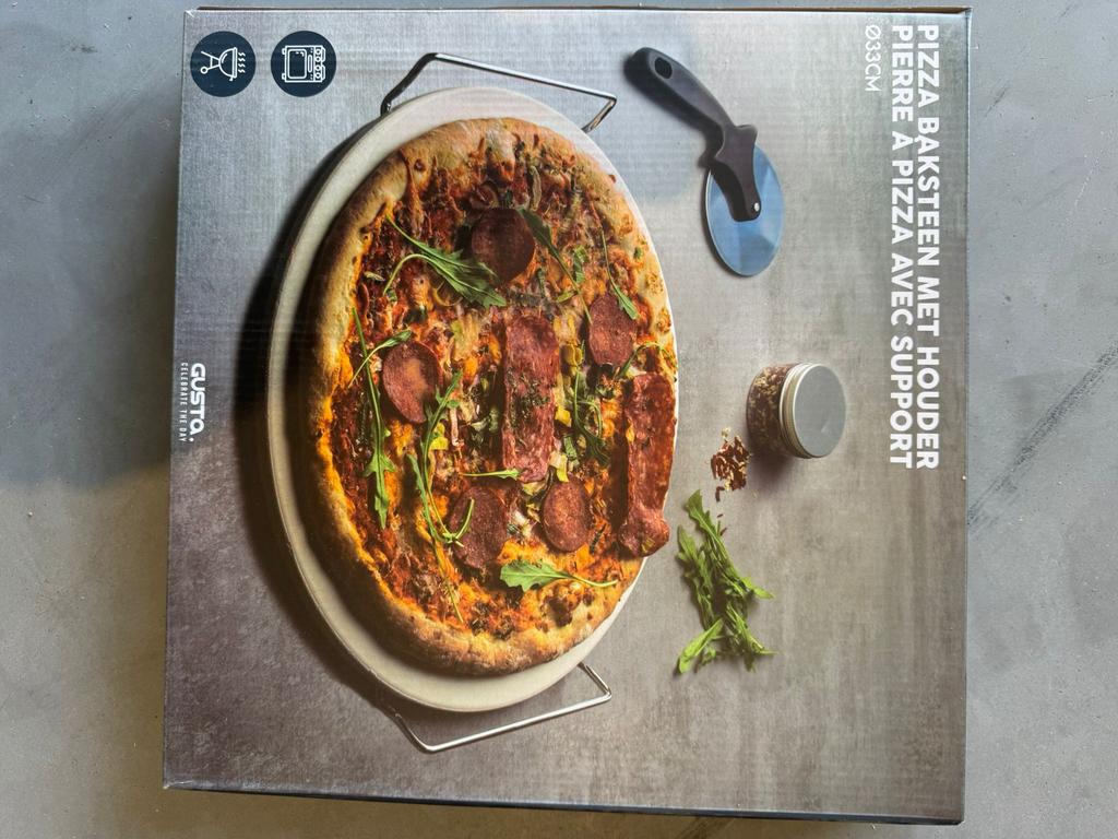 Nieuw pizza steen oven plaat bbq Gusta - eten koken keuken, Ophalen of Verzenden, Zo goed als nieuw