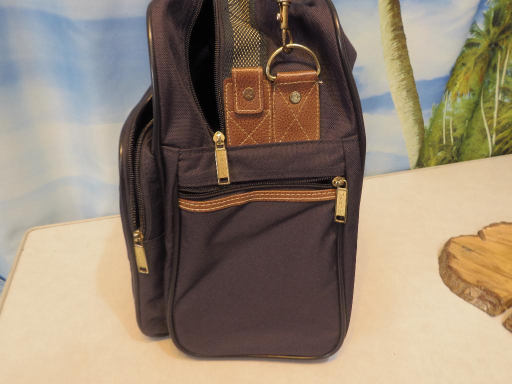 blauwe schouderreistas van traveler by international, Sieraden, Tassen en Uiterlijk, Tassen | Reistassen en Weekendtassen, 30 cm of meer