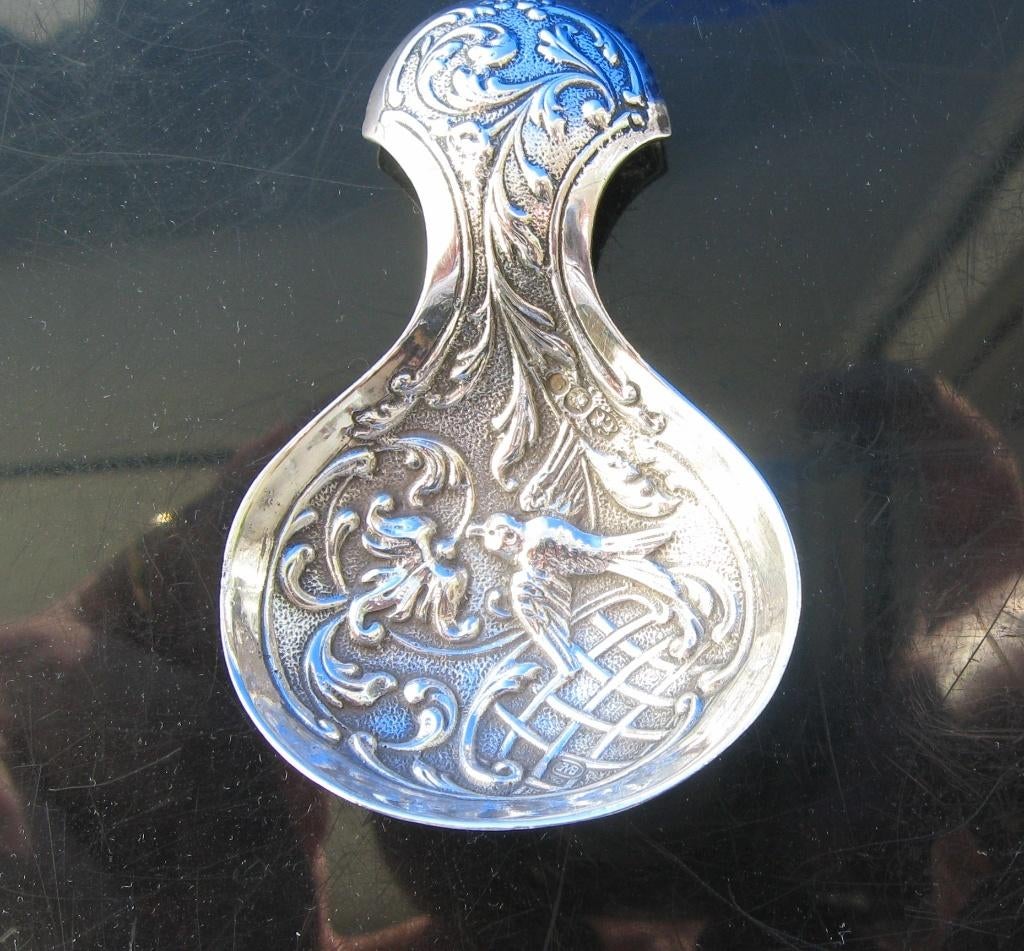 Zilveren duimpje met vogel., Verzenden