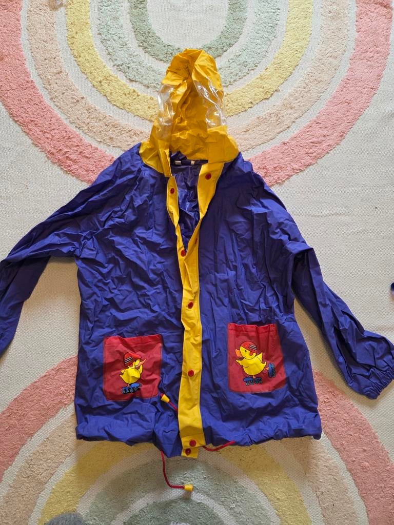 Paarse regenjas maat 128 met gele eendjes nieuw arafura, Meisje, Arafura, Nieuw, Ophalen of Verzenden