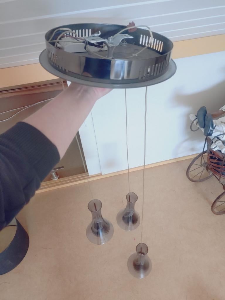 Vintage hanglamp met 3 glazen kelken, Ophalen, Gebruikt, Vintage, Glas