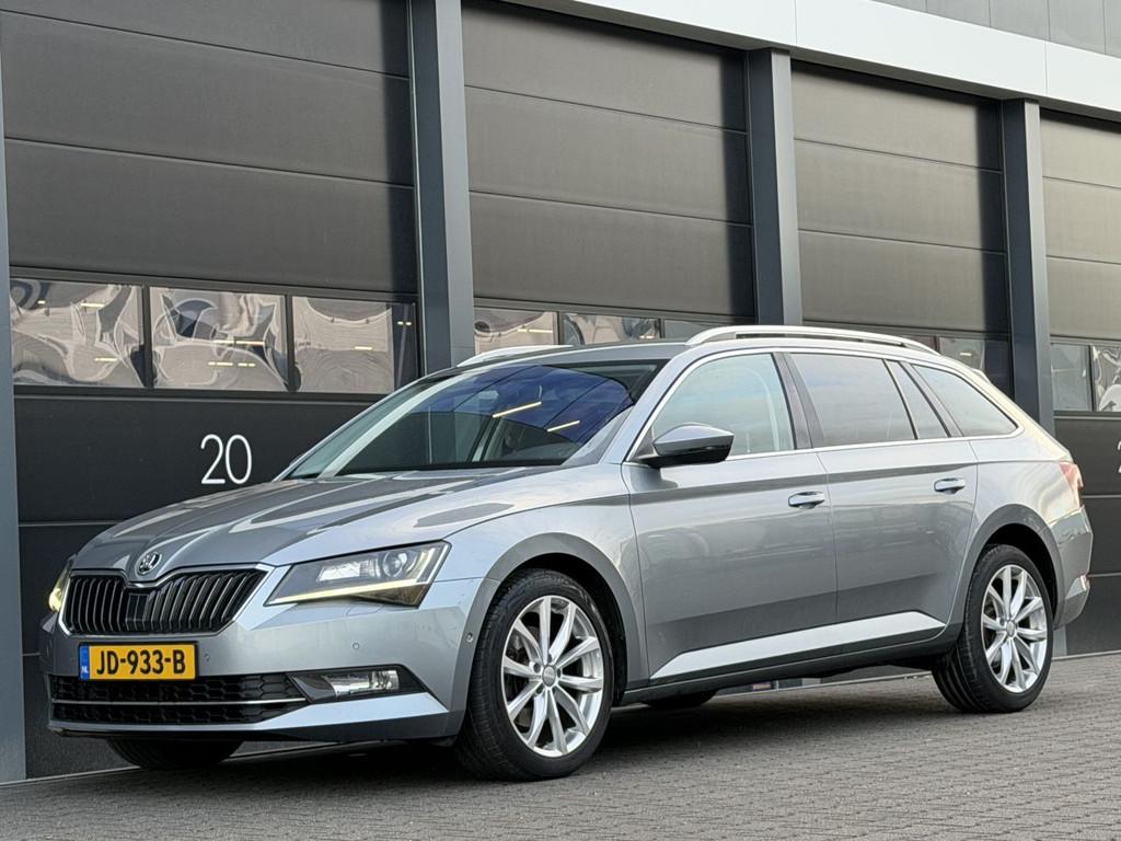 Skoda Superb 1.6 TDI Xenon CameraClima EURO-6 (bj 2016), Auto's, Skoda, Euro 6, 4 cilinders, Te koop, 740 kg