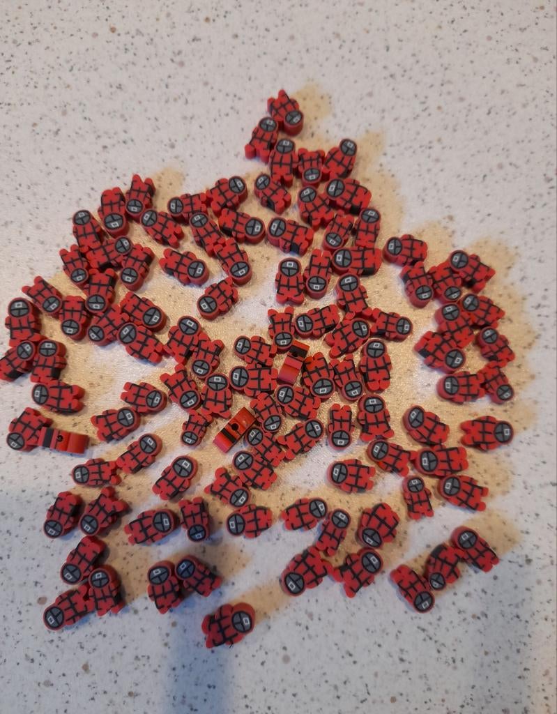 Squid game polymeer kralen, Hobby en Vrije tijd, Kralen en Sieraden maken, Ophalen of Verzenden, Nieuw, Kraal