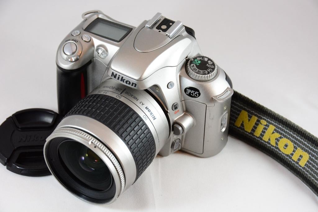 Nikon F55 met AF 28-80mm lens in TOP STAAT, Audio, Tv en Foto, Fotocamera's Analoog, Gebruikt, Ophalen of Verzenden, Nikon, Cameraforsale@live.nl