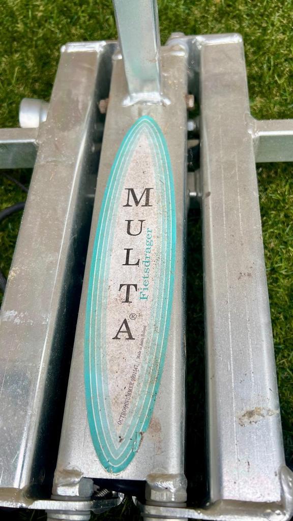 Multa fietsendrager voor trekhaak - Zo goed als nieuw!, Auto diversen, Fietsendragers, Zo goed als nieuw, Trekhaakdrager, 2 fietsen