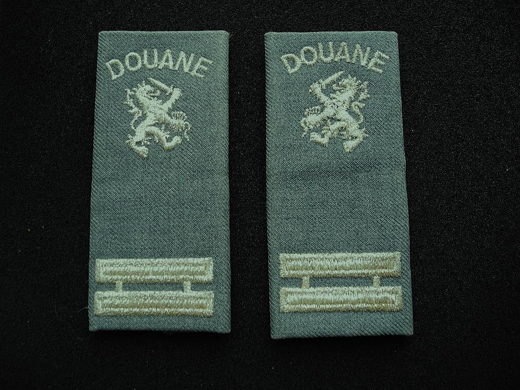 2 epauletten, rangemblemen, schuifpassanten douane. Nieuw., Verzamelen, Ophalen of Verzenden, Overige soorten, Nederland, Overige typen