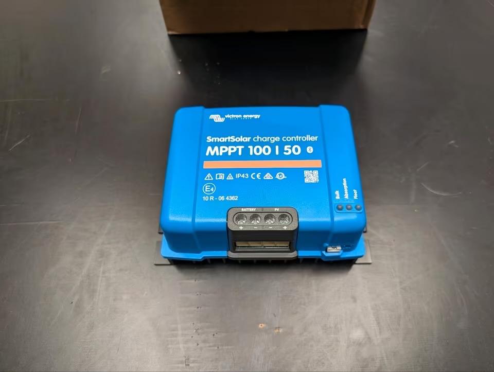 Victron SmartSolar MPPT 100/50, Ophalen of Verzenden, Zo goed als nieuw