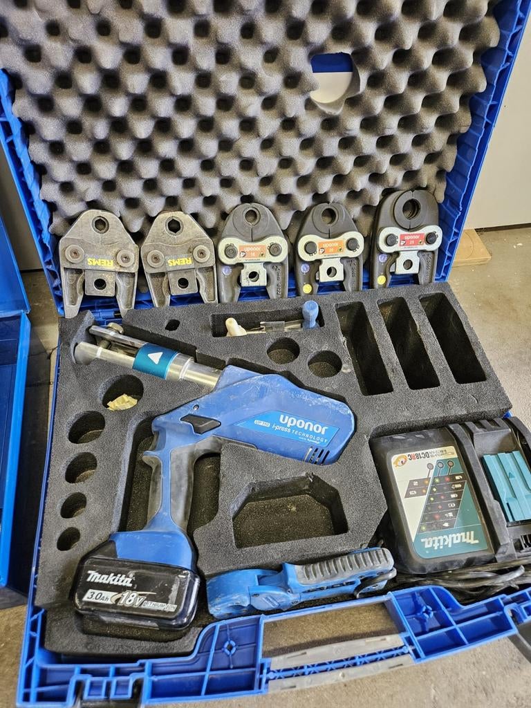 Uponor UP110 Perstang compleet, Ophalen, Zo goed als nieuw
