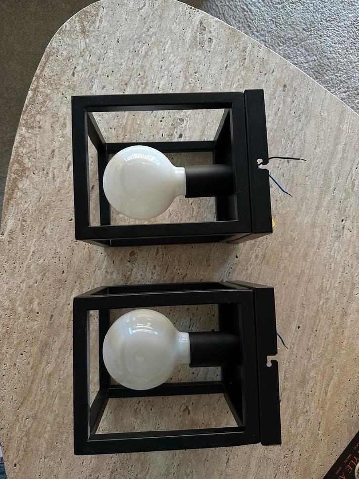 Set van 2 zwarte kubus plafondlampen met LED-lampen, Huis en Inrichting, Lampen | Plafondlampen, Zo goed als nieuw, Metaal, Ophalen