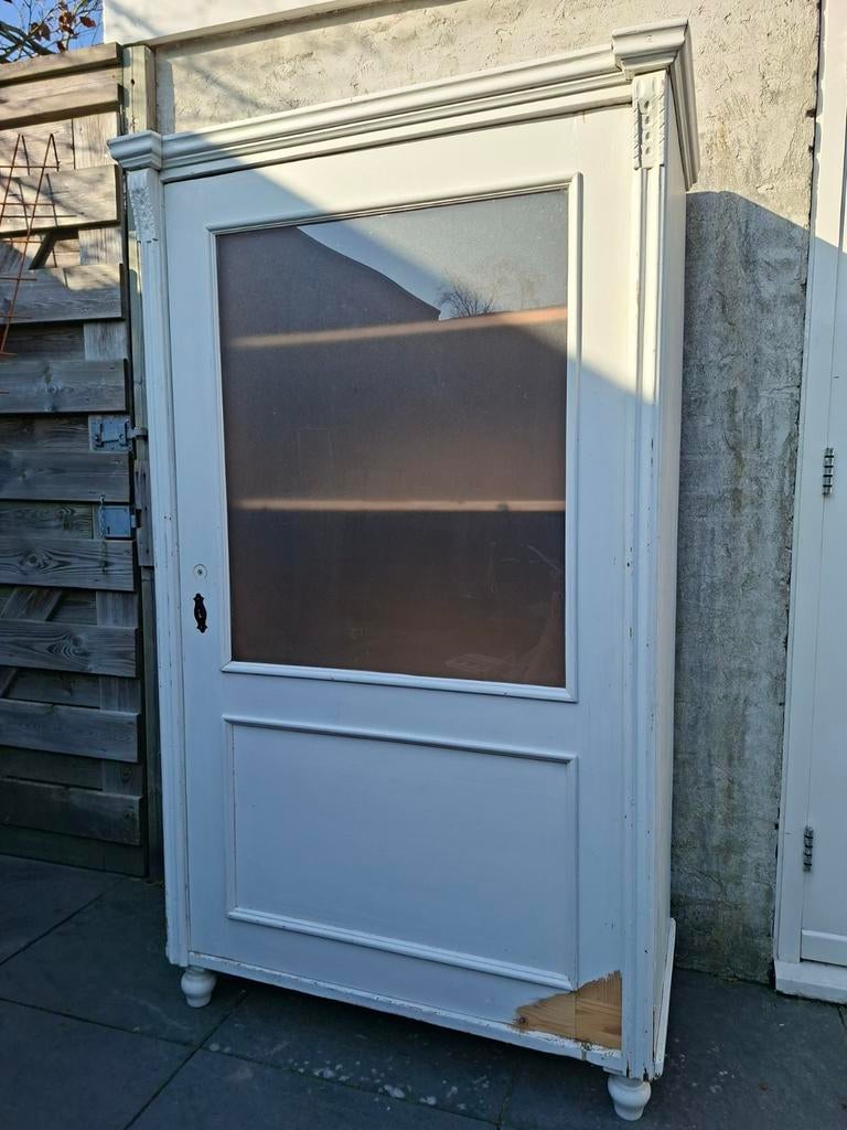 Witte grenen meidenkast met glazen deur, Ophalen, Gebruikt