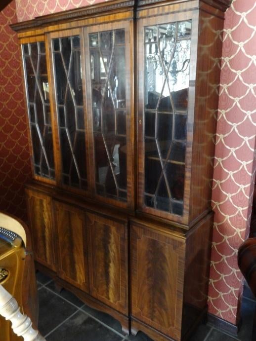 Engels meubel bookcase, Verzenden