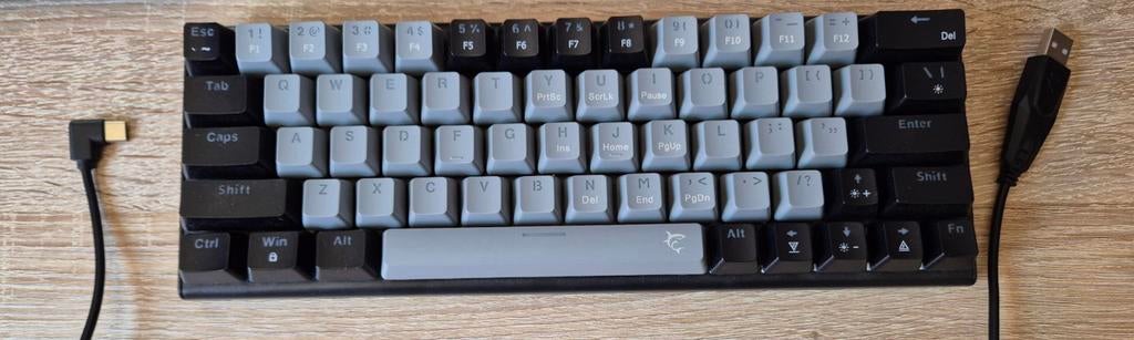 Mechanisch 60% Gaming Toetsenbord RGB – Compact & Snel, Ophalen, Zo goed als nieuw, Gaming toetsenbord