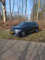 Volkswagen Tiguan 1.5 TSI, R-line,190pk DSG. VOLL OPTIES!!!, 1441 kg, 4 cilinders, Zwart, 75 €/maand