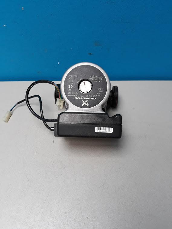 Cv pomp Remeha Quinta 28c Grundfos UPER25-60 130, Niet ingevuld, Gebruikt, Cv-ketel of Combi-ketel, Niet ingevuld