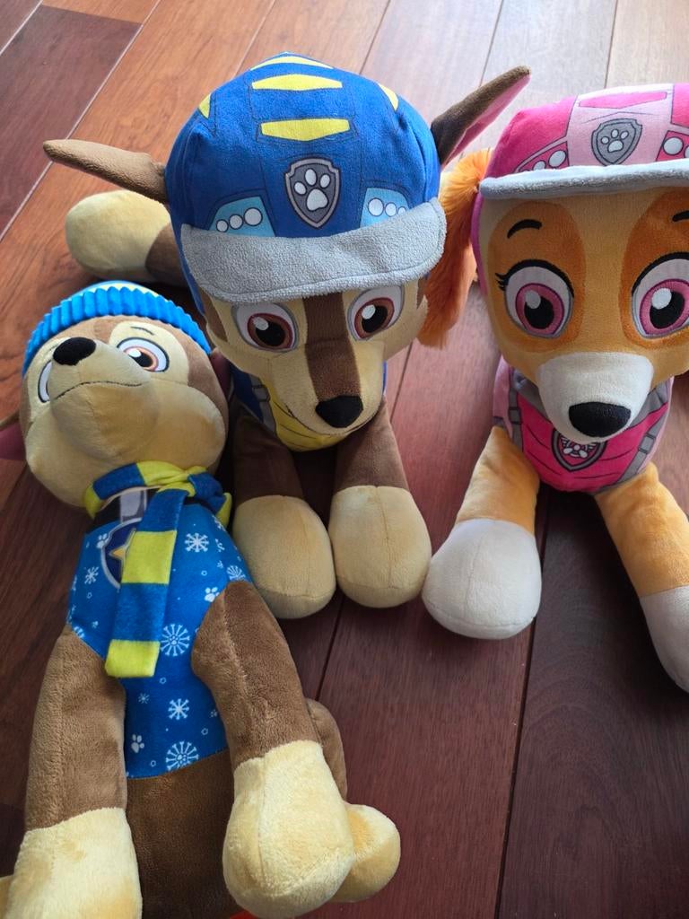 Grote knuffels Paw Patrol Chase en Skye, Kinderen en Baby's, Speelgoed | Knuffels en Pluche, Ophalen of Verzenden, Zo goed als nieuw