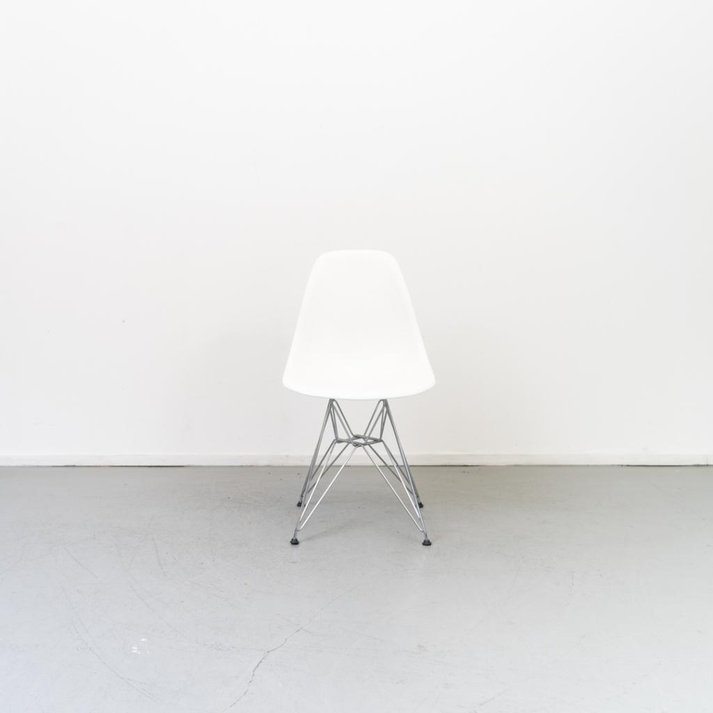 32 x Vitra Eames DSR-Stoel Wit  Nieuw, Huis en Inrichting, Stoelen, Niet ingevuld, Wit, Niet ingevuld, Nieuw
