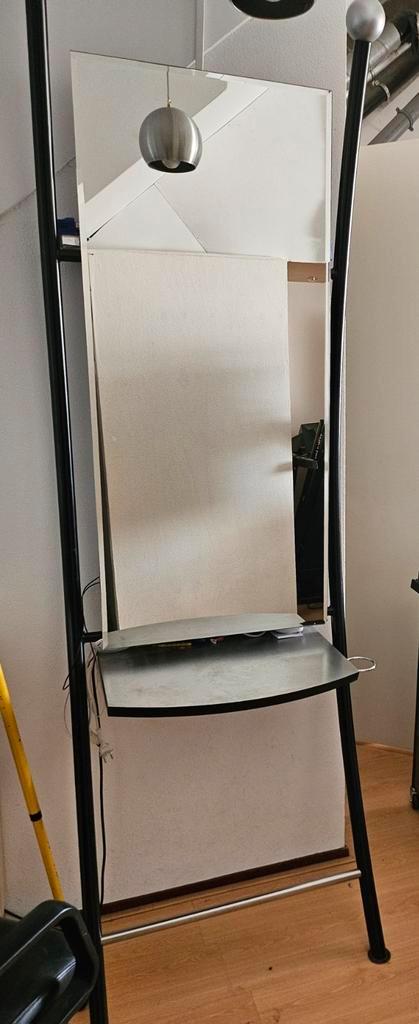 Kappersspiegel / Kaptafel + facet geslepen spiegel voetsteun, Huis en Inrichting, Tafels | Kaptafels, Gebruikt, 150 tot 200 cm